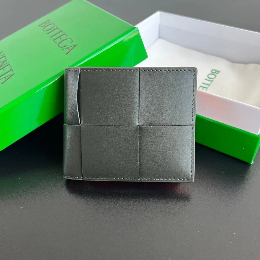 BOTTEGA VENETA ボッテガ・ヴェネタ（BOTTEGA VENETA） 小銭入れ イントレチャート メンズ｜新品 D00BA02F