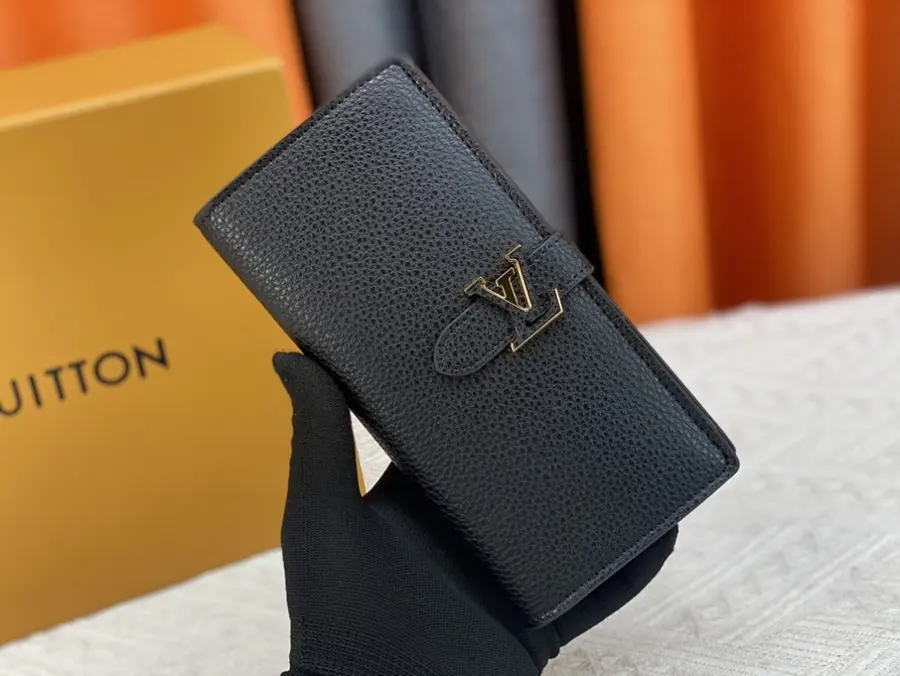 ルイ・ヴィトン（LOUIS VUITTON） レディース ロングウォレット ロングタイプ｜新品 D0676801