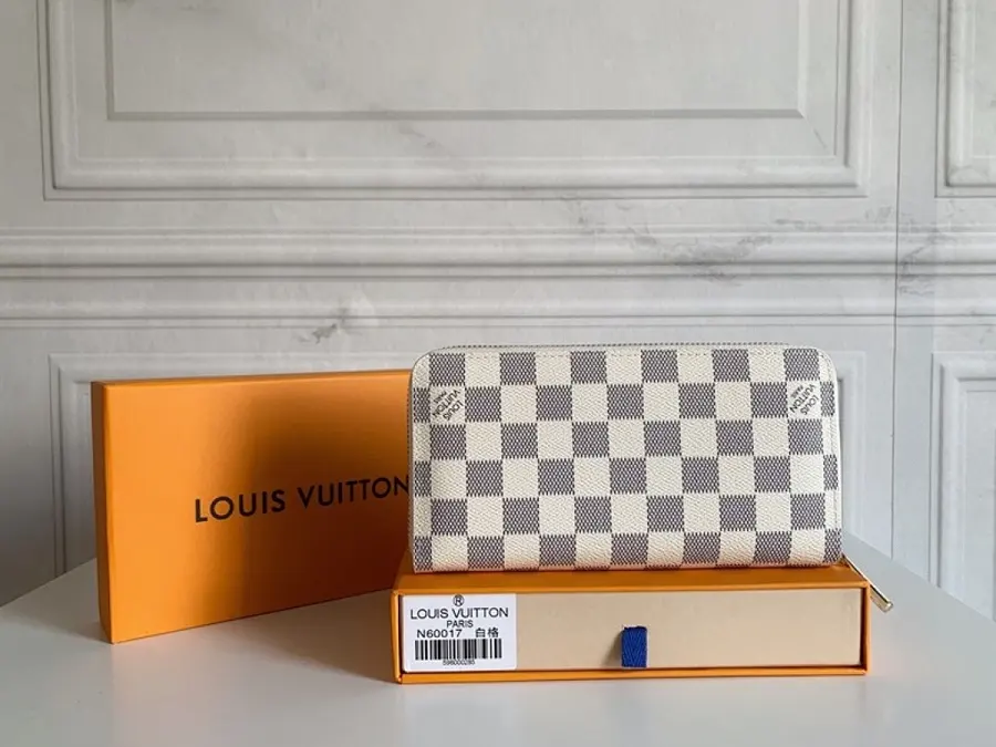 ルイ・ヴィトン(LOUIS VUITTON) ウォレット デイリー向け レディース|新品 D1AD4B21の商品画像