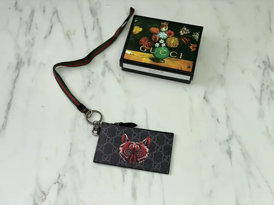 グッチ(GUCCI) コンパクト カードホルダー 男女兼用|新品 D292FB74の商品画像