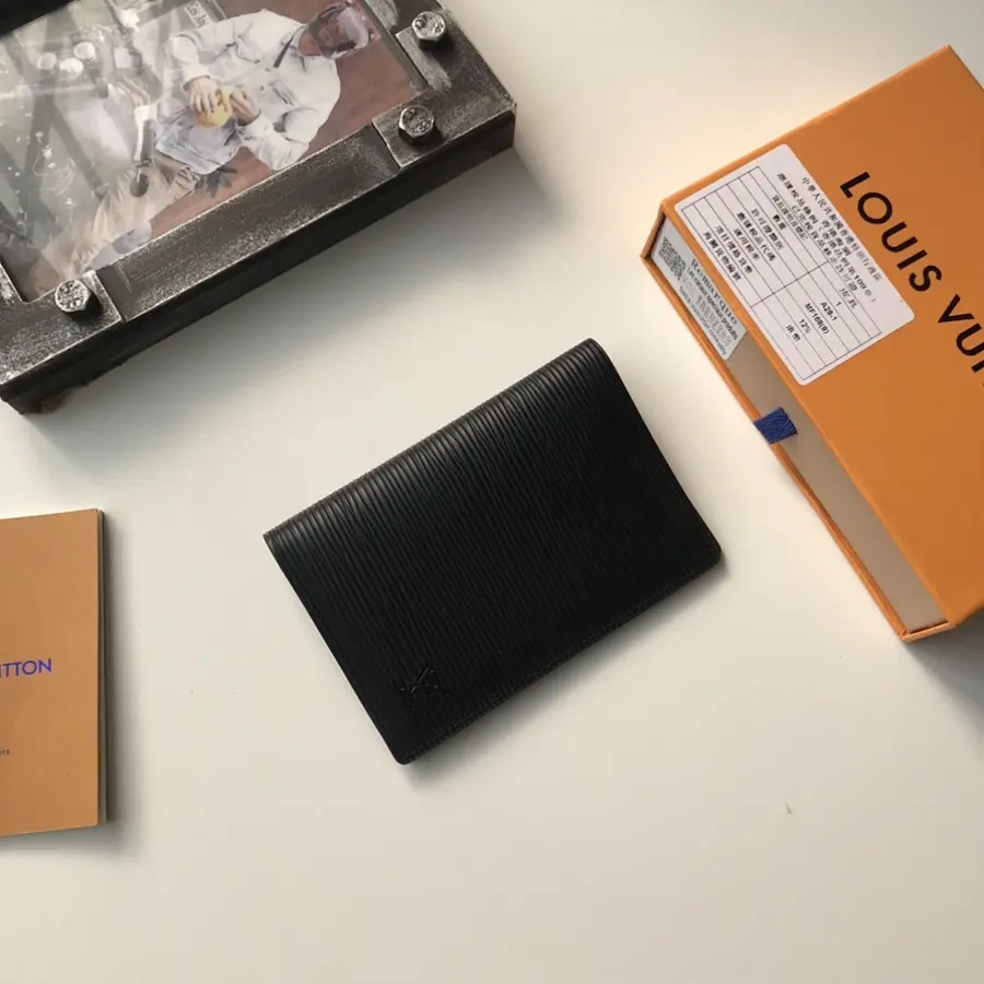 ルイ・ヴィトン（LOUIS VUITTON） コンパクト カードケース レディース｜新品 D341A2A3の商品画像