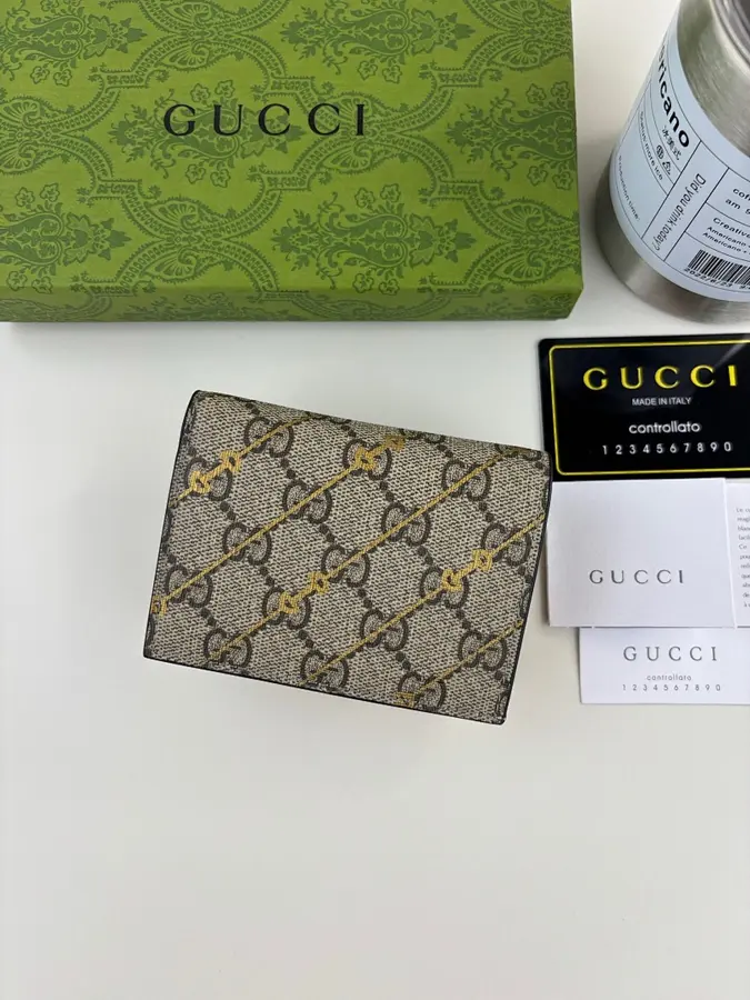 グッチ（GUCCI） ミニ財布 新品 レディース レザー｜D42D8F61