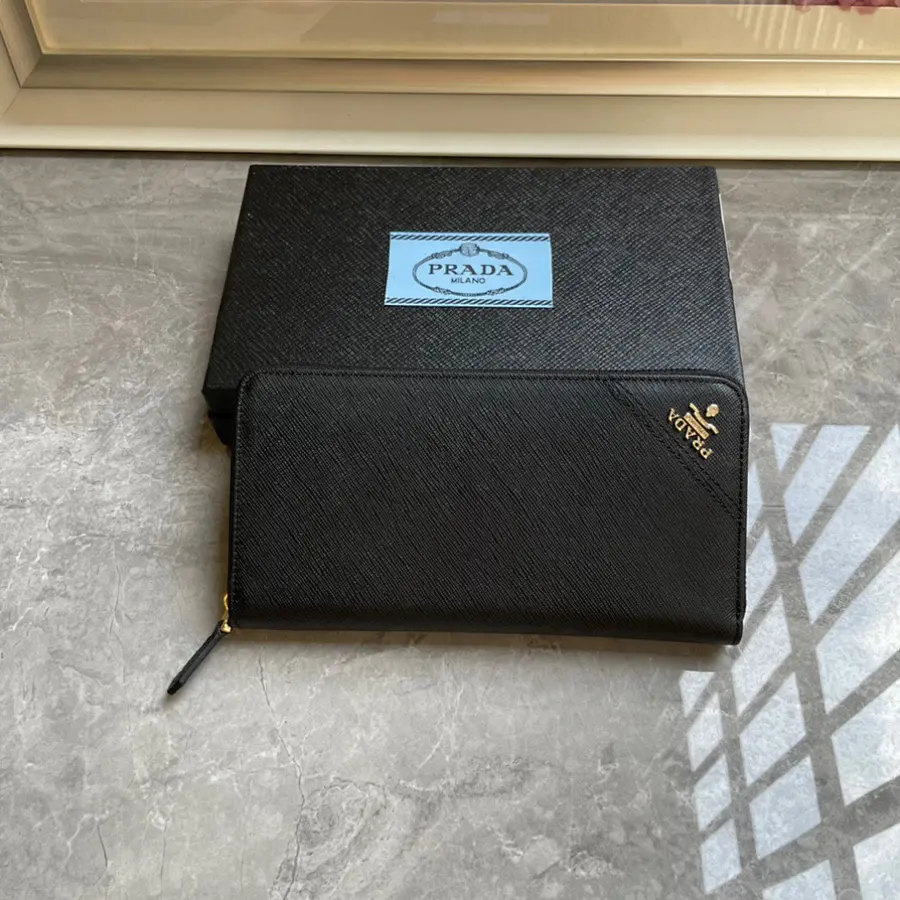 プラダ(PRADA) メンズ 財布 ファスナー仕様|新品 D4F91B3Eの商品画像