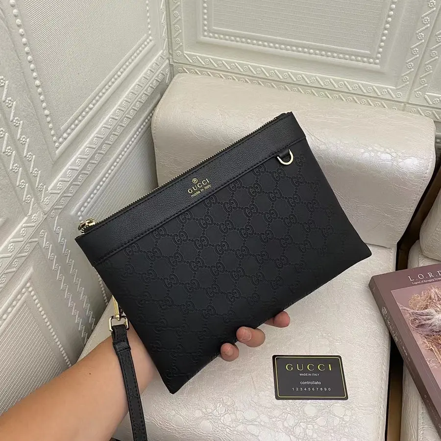 グッチ（GUCCI） クラッチバッグ 新品 メンズ 手持ちタイプ｜D827C61D