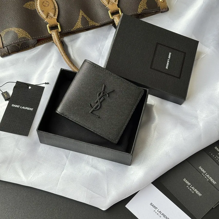 SAINT LAURENT サンローラン（SAINT LAURENT） ミニ財布 レザー メンズ｜新品 D9507357