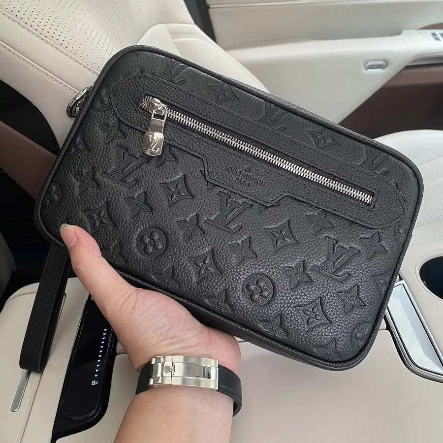 ルイ・ヴィトン（LOUIS VUITTON） レザー クラッチバッグ メンズ｜新品 D962EBBE