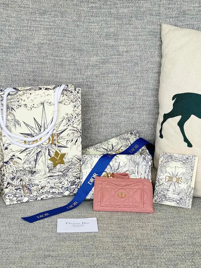 ディオール（DIOR） レザー カードホルダー 男女兼用｜新品 DBBCE548