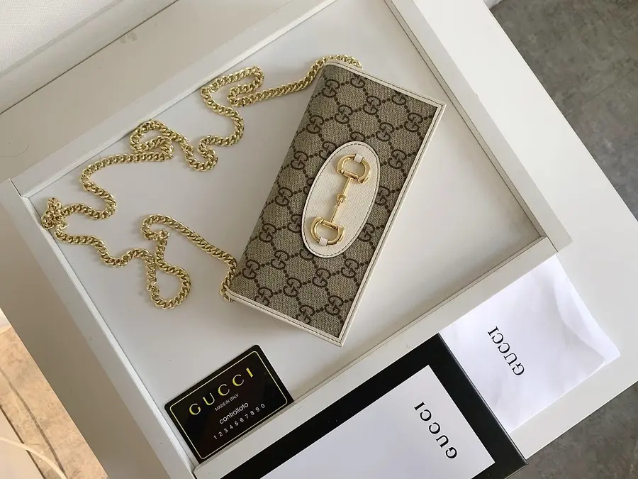 グッチ(GUCCI) ロングウォレット 新品 レディース レザー|DC43FAF4の商品画像