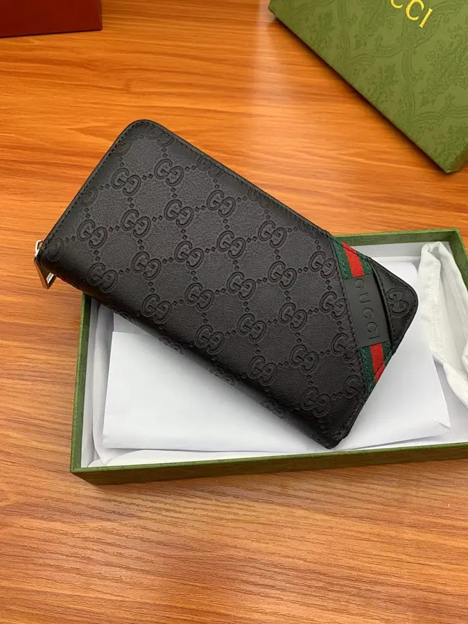 グッチ（GUCCI） ロングタイプ ロングウォレット メンズ｜新品 DD97916Dの商品画像