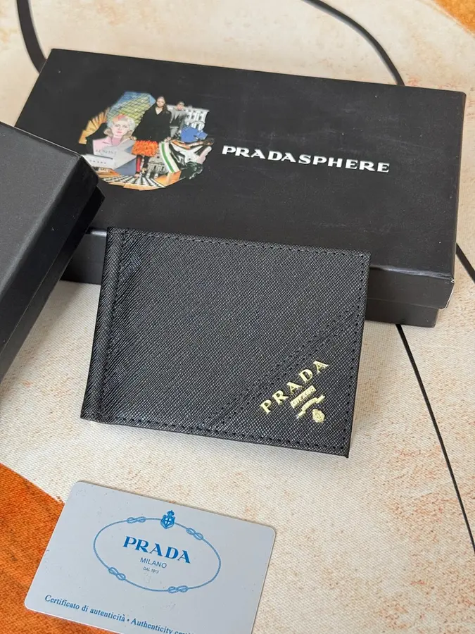 プラダ(PRADA) カードホルダー レザー 男女兼用|新品 DEC2D0CBの商品画像