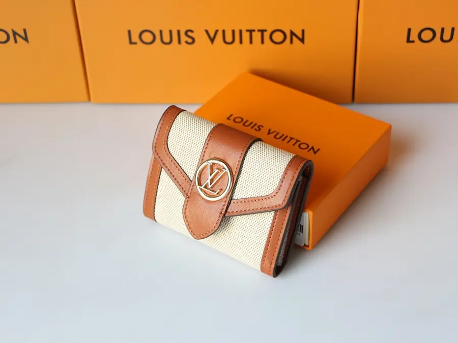 ルイ・ヴィトン（LOUIS VUITTON） コンパクト財布 新品 レディース レザー｜DEC2F66F