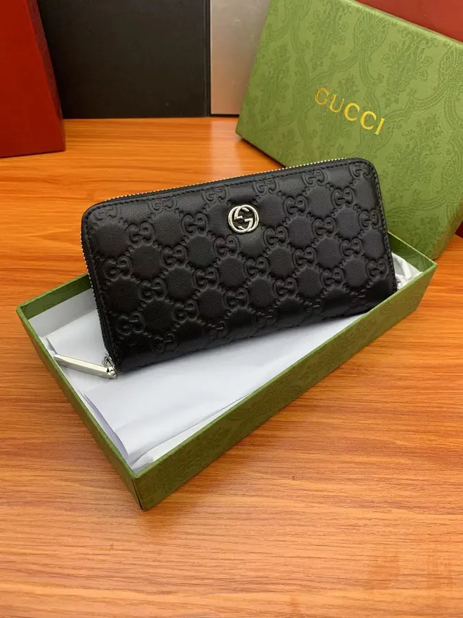 グッチ(GUCCI) 長財布 新品 メンズ ロングタイプ|DFAE8B06の商品画像