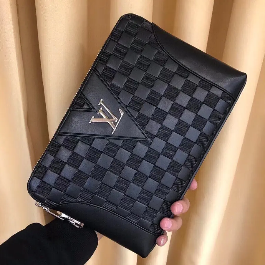 ルイ・ヴィトン（LOUIS VUITTON） クラッチバッグ 手持ちタイプ メンズ｜新品 DFF21077