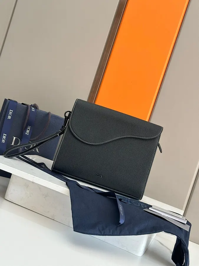 ディオール(DIOR) 手持ちタイプ クラッチバッグ メンズ|新品 E0DDB961の商品画像