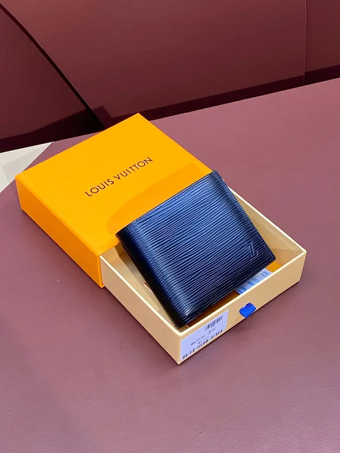 ルイ・ヴィトン（LOUIS VUITTON） コンパクト財布 コンパクト レディース｜新品 E1E9FF26