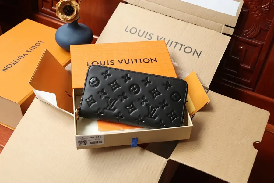 ルイ・ヴィトン（LOUIS VUITTON） ロングウォレット 新品 レディース ロングタイプ｜E1F11C5F