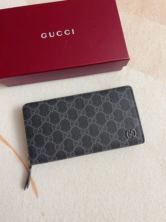 グッチ（GUCCI） メンズ 長財布 収納しやすい｜新品 E25CC5E9