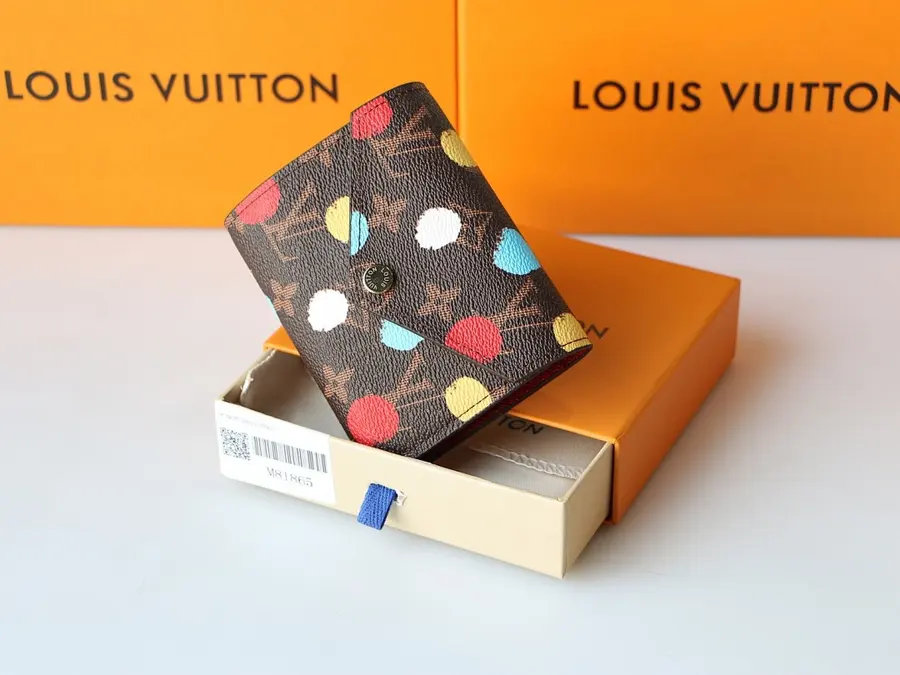 ルイ・ヴィトン（LOUIS VUITTON） レディース ミニ財布 コンパクト｜新品 E371FE70