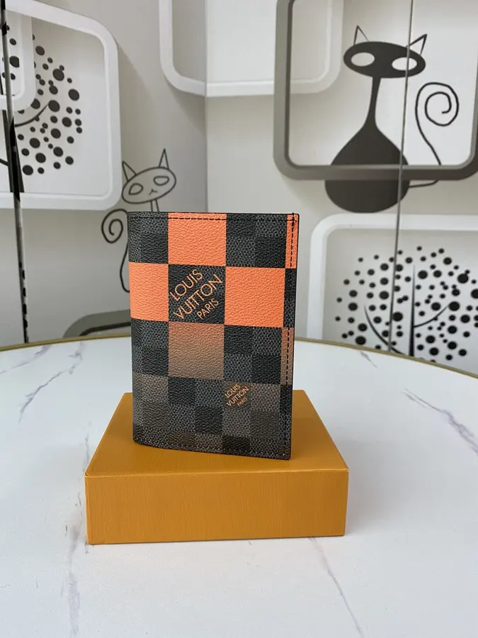 ルイ・ヴィトン（LOUIS VUITTON） 財布 レザー メンズ｜新品 E415E9AD