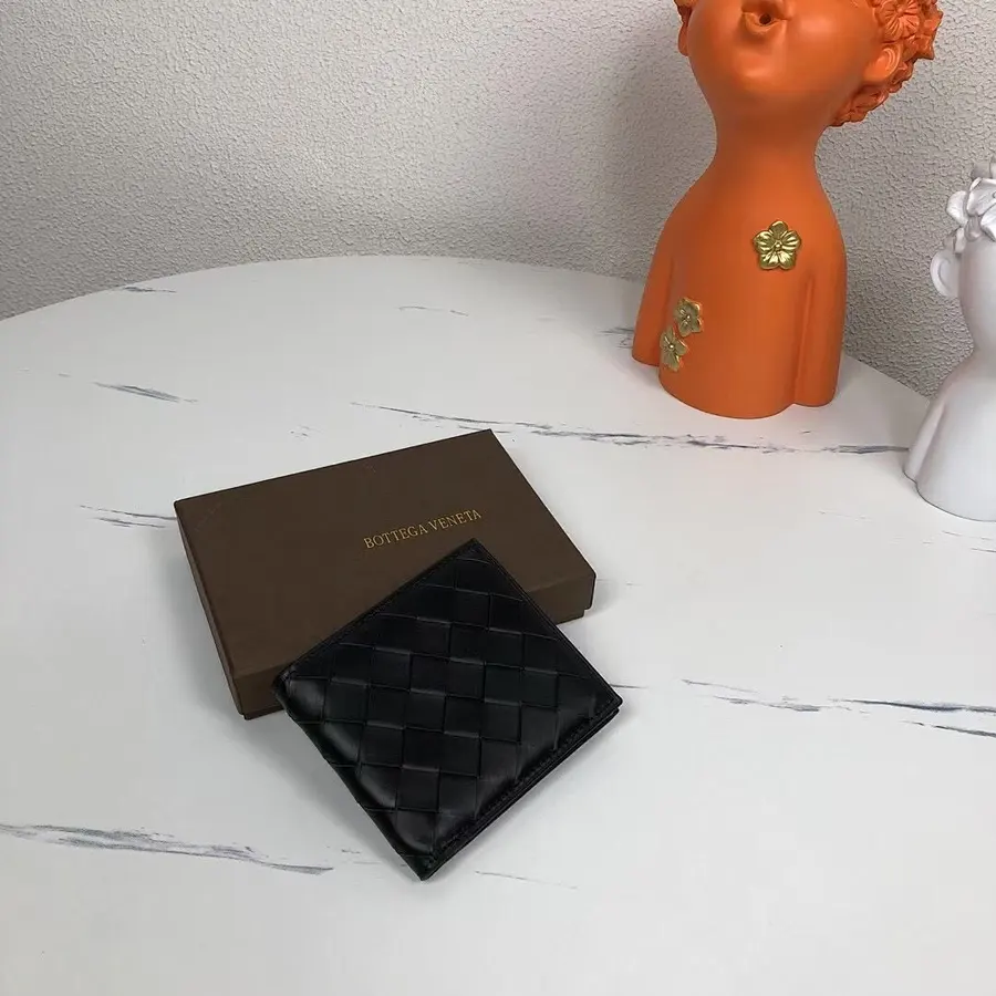 BOTTEGA VENETA ボッテガ・ヴェネタ（BOTTEGA VENETA） コンパクト ミニ財布 メンズ｜新品 E4653A29