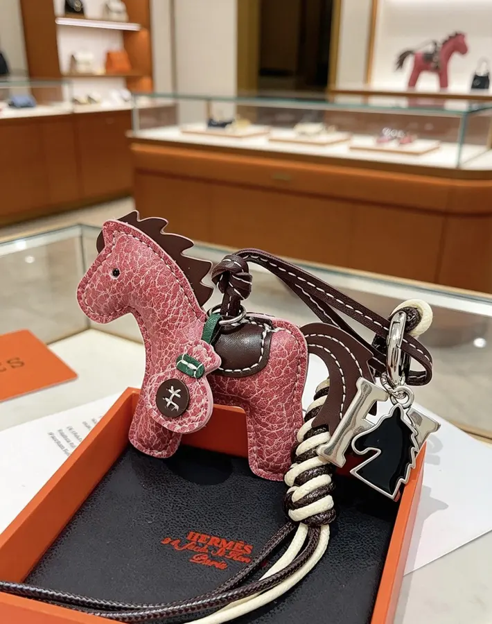エルメス（HERMÈS） レディース キーホルダー メタル｜新品 E4BC2778の商品画像