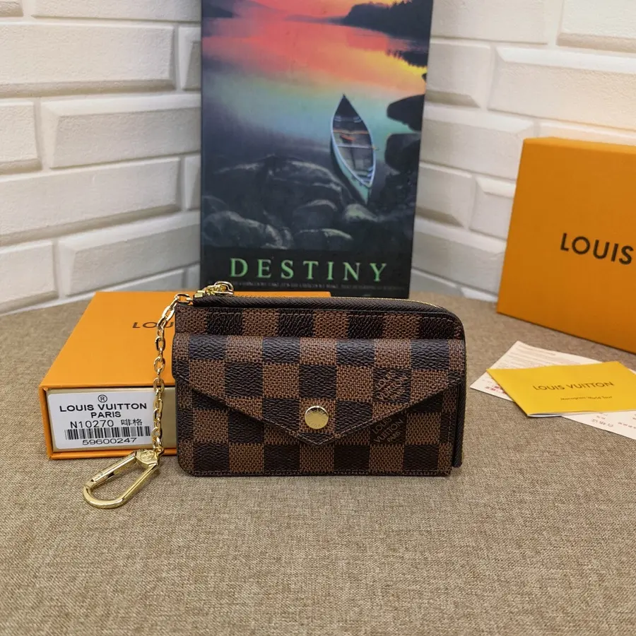 ルイ・ヴィトン（LOUIS VUITTON） レザー カードケース レディース｜新品 EA353372の商品画像