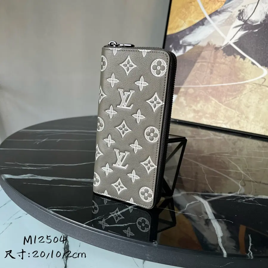 ルイ・ヴィトン（LOUIS VUITTON） 長財布 新品 レディース 収納しやすい｜EB2248F4