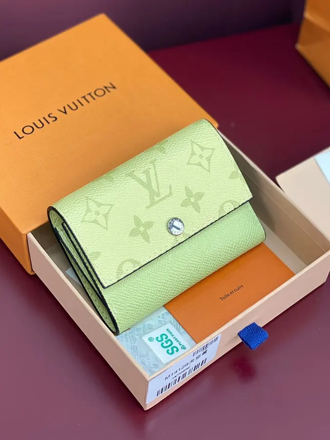 ルイ・ヴィトン(LOUIS VUITTON) コンパクト財布 新品 レディース コンパクト|EB9A7F59の商品画像
