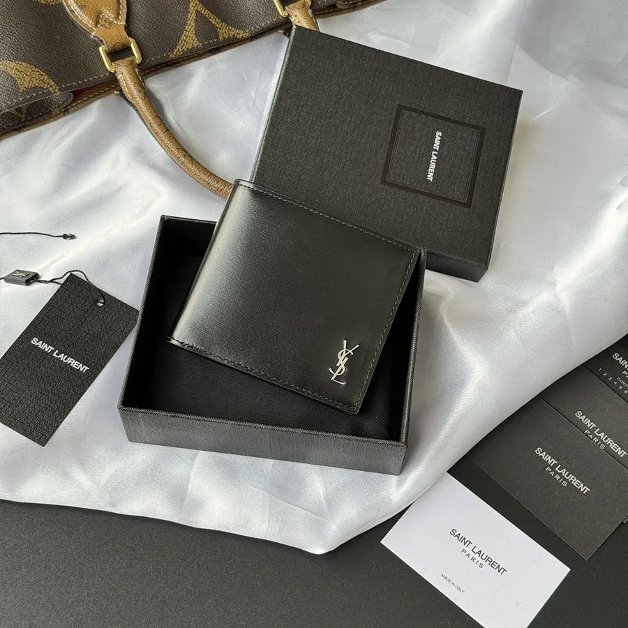 サンローラン(SAINT LAURENT) コンパクト財布 コンパクト メンズ|新品 ECA0097Fの商品画像