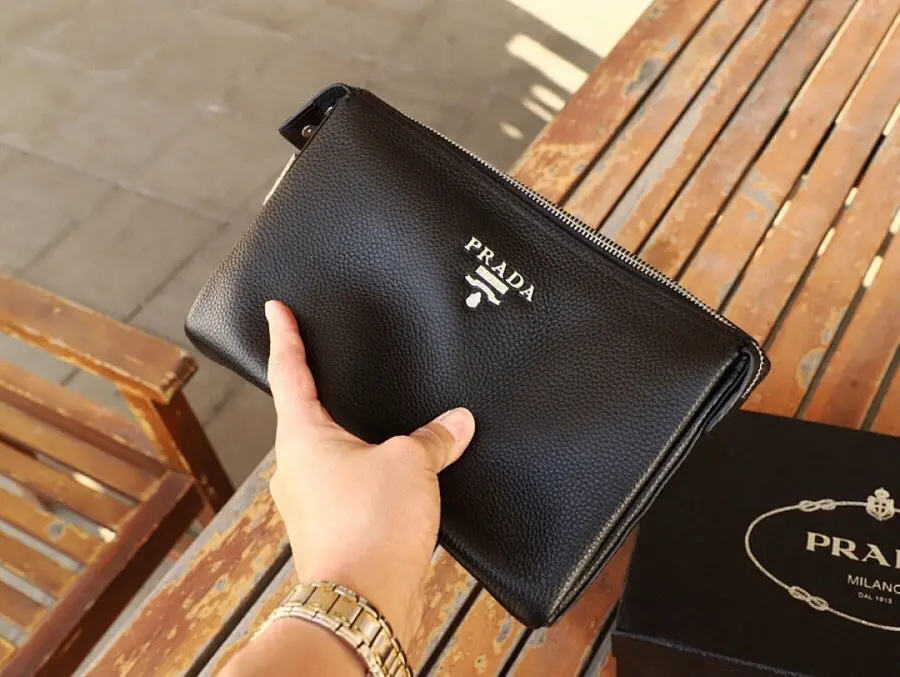 プラダ（PRADA） クラッチバッグ 新品 メンズ レザー｜ED3B9563の商品画像