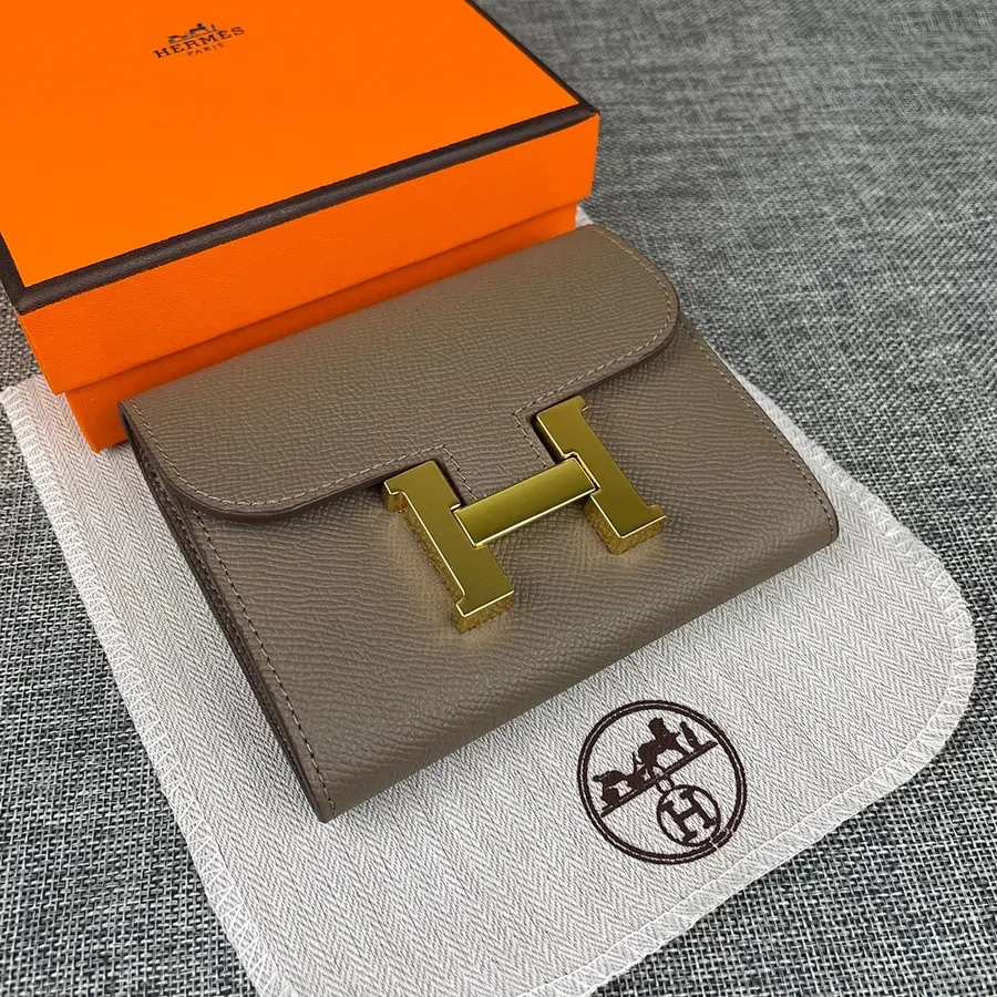 HERMÈS エルメス（HERMÈS） コンパクト財布 新品 レディース コンパクト｜EE2331DB