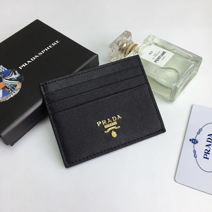 プラダ(PRADA) スリム カードホルダー レディース|新品 EF26F1FBの商品画像