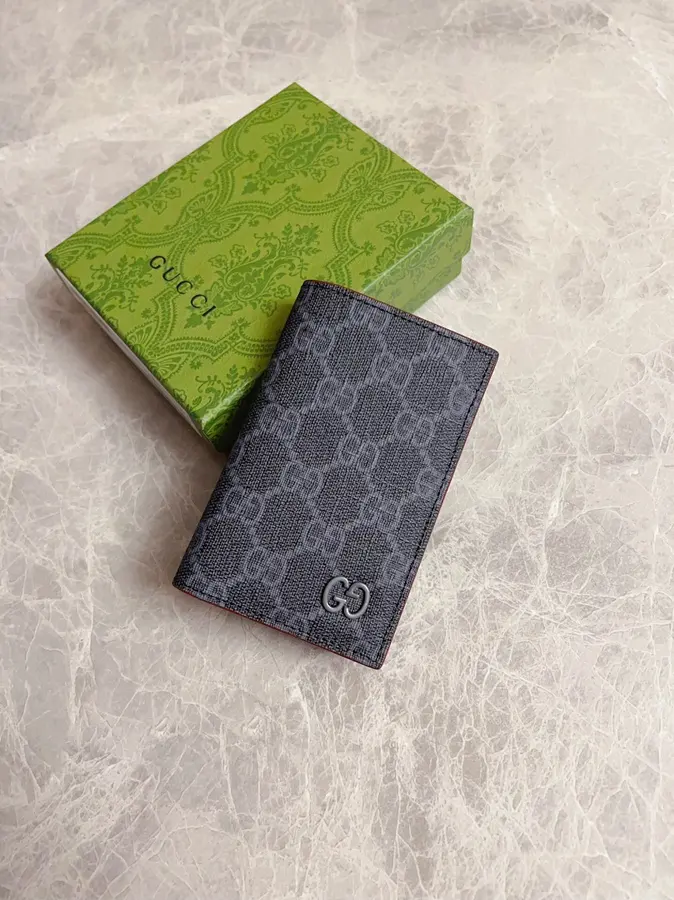 グッチ(GUCCI) スリム カードホルダー メンズ|新品 F04FFCC0の商品画像