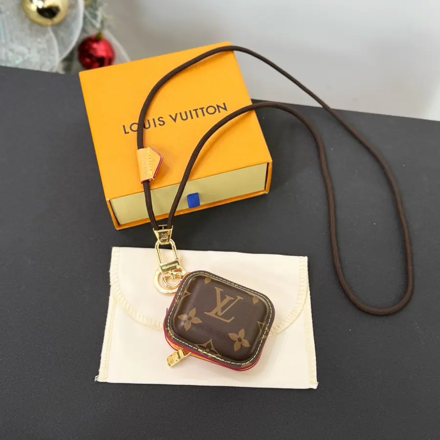 ルイ・ヴィトン（LOUIS VUITTON） キーケース 新品 男女兼用 モノグラム｜F096507Bの商品画像