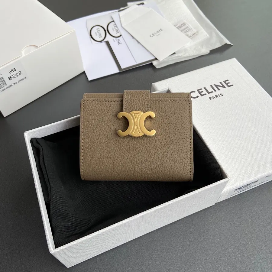 セリーヌ（CELINE） コンパクト財布 新品 レディース レザー｜F36B3F57の商品画像
