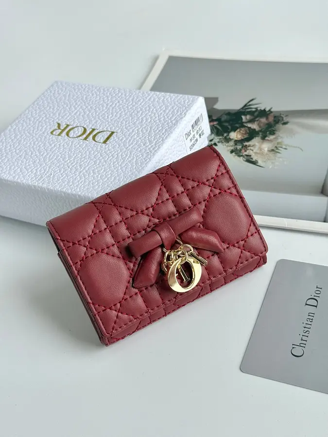 ディオール（DIOR） コンパクト財布 新品 レディース レザー｜F4E4A817