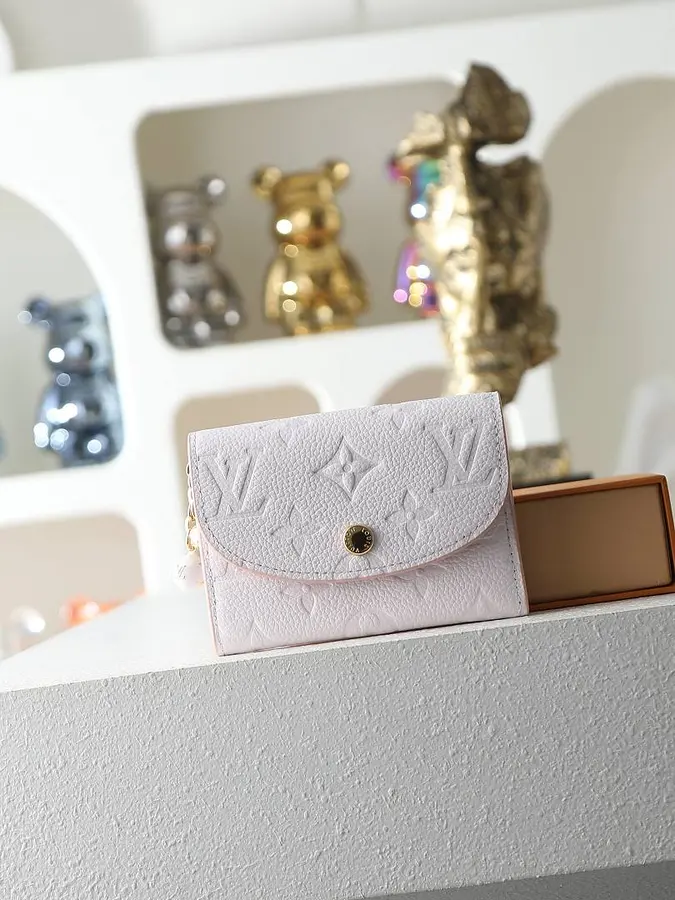 ルイ・ヴィトン（LOUIS VUITTON） レディース コンパクト財布 レザー｜新品 F62DD0F4