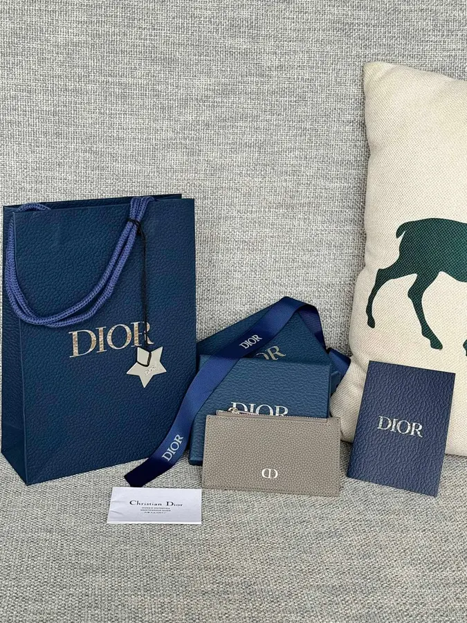 ディオール(DIOR) 男女兼用 カードケース コンパクト|新品 FA91CF54の商品画像