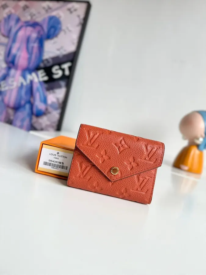 ルイ・ヴィトン(LOUIS VUITTON) レディース ミニ財布 持ち歩きやすい|新品 FB98955Eの商品画像
