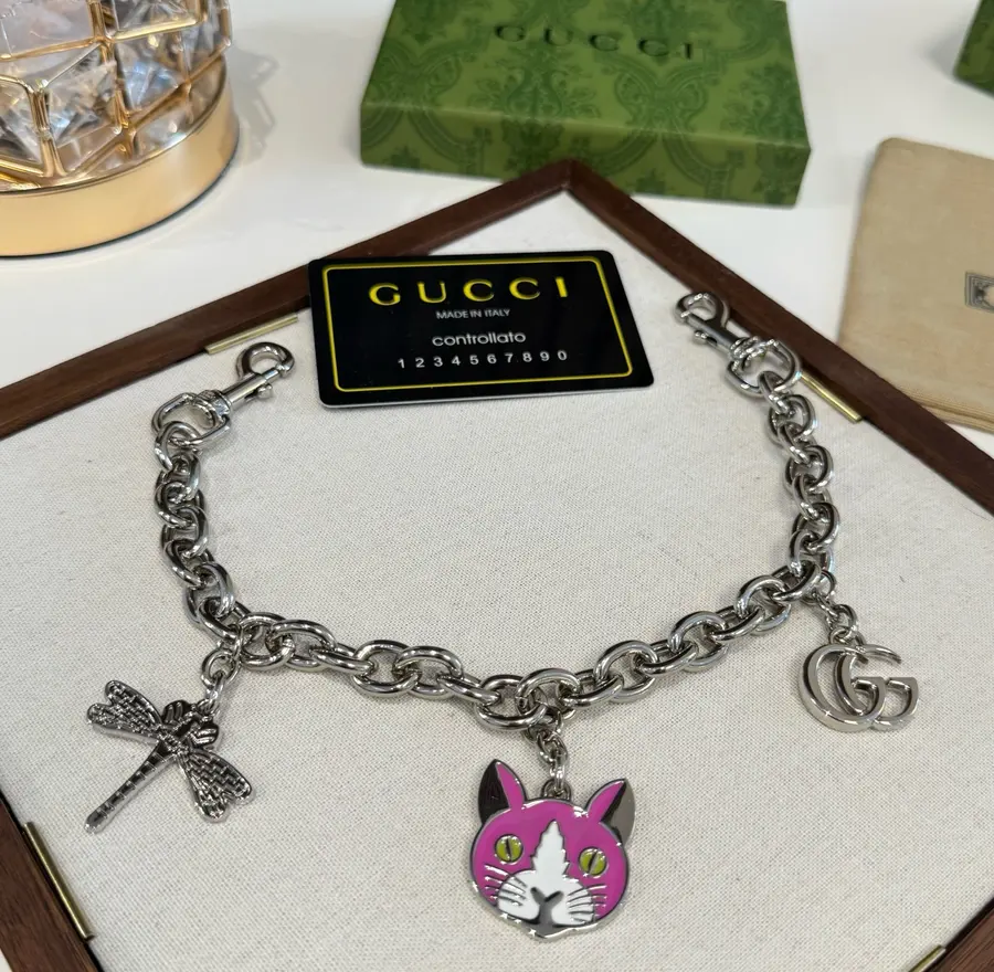 GUCCI グッチ（GUCCI） レディース キーホルダー バッグアクセサリー｜新品 FC7DBBB7
