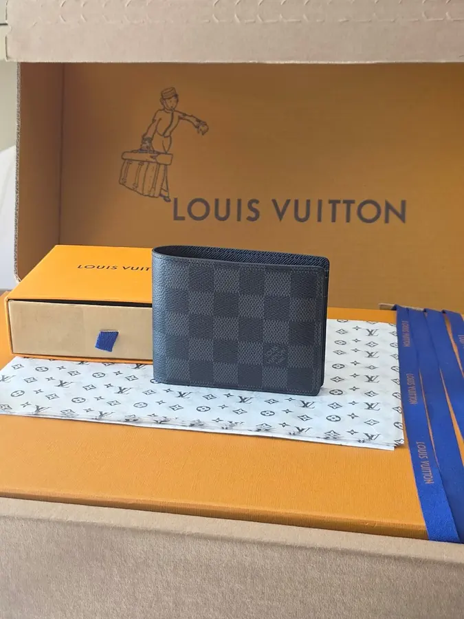 ルイ・ヴィトン（LOUIS VUITTON） コンパクト コンパクト財布 メンズ｜新品 FC8B5556