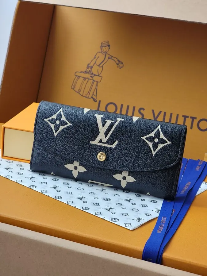 ルイ・ヴィトン（LOUIS VUITTON） 長財布 ロングタイプ レディース｜新品 FF87AEAC